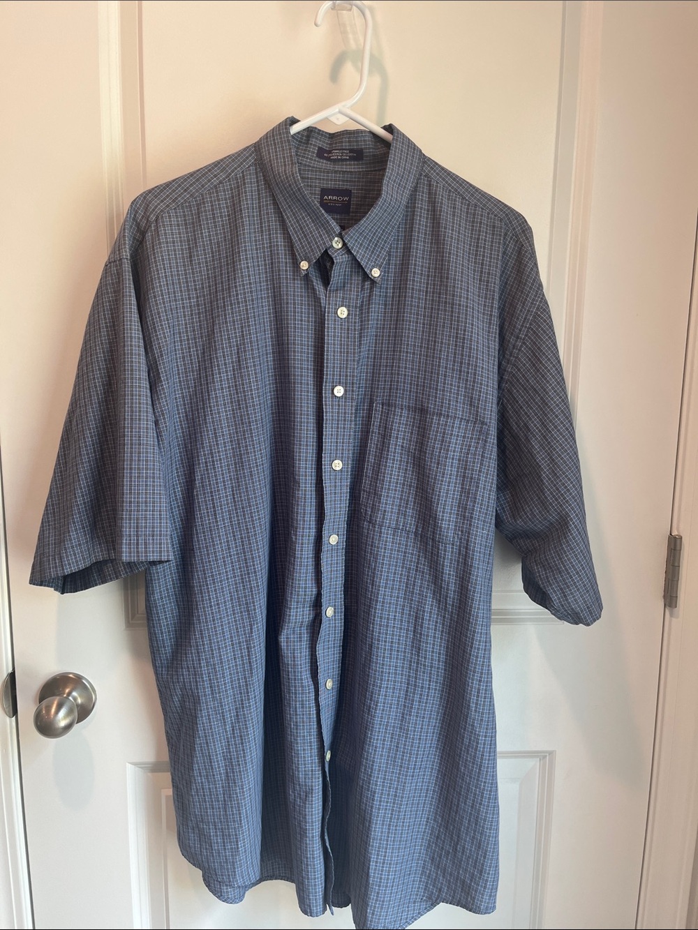 Arrow Men's Navy and Light Blue Plaid Button-Down Shirt